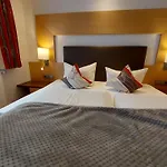 Fruehstueckspension ゲストハウス 4*